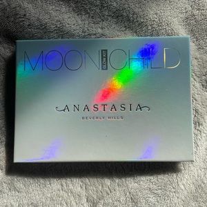 Anastasia Beverly Hills Moon Child Glow Kit